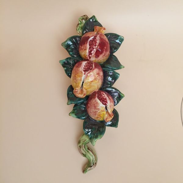 FA402C-35MG - Branch with 3 pomegranates